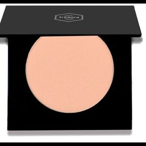 Clean Color TruAura Powder Foundation-Buff